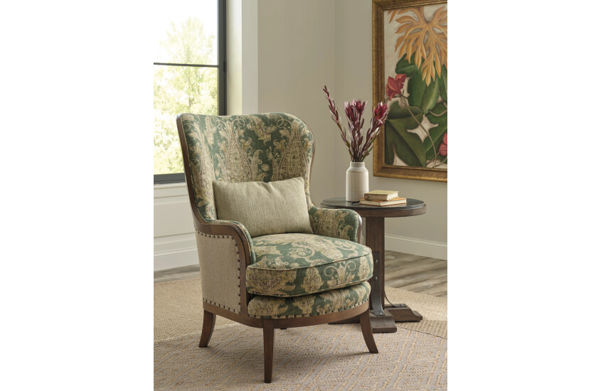 COLLIER CHAIR Room